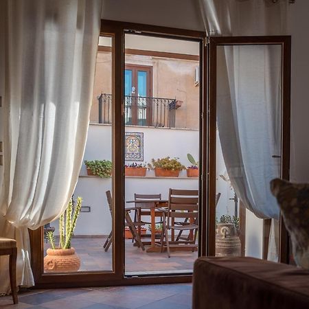 A Casa Del Gioielliere Apartment Палермо Екстериор снимка