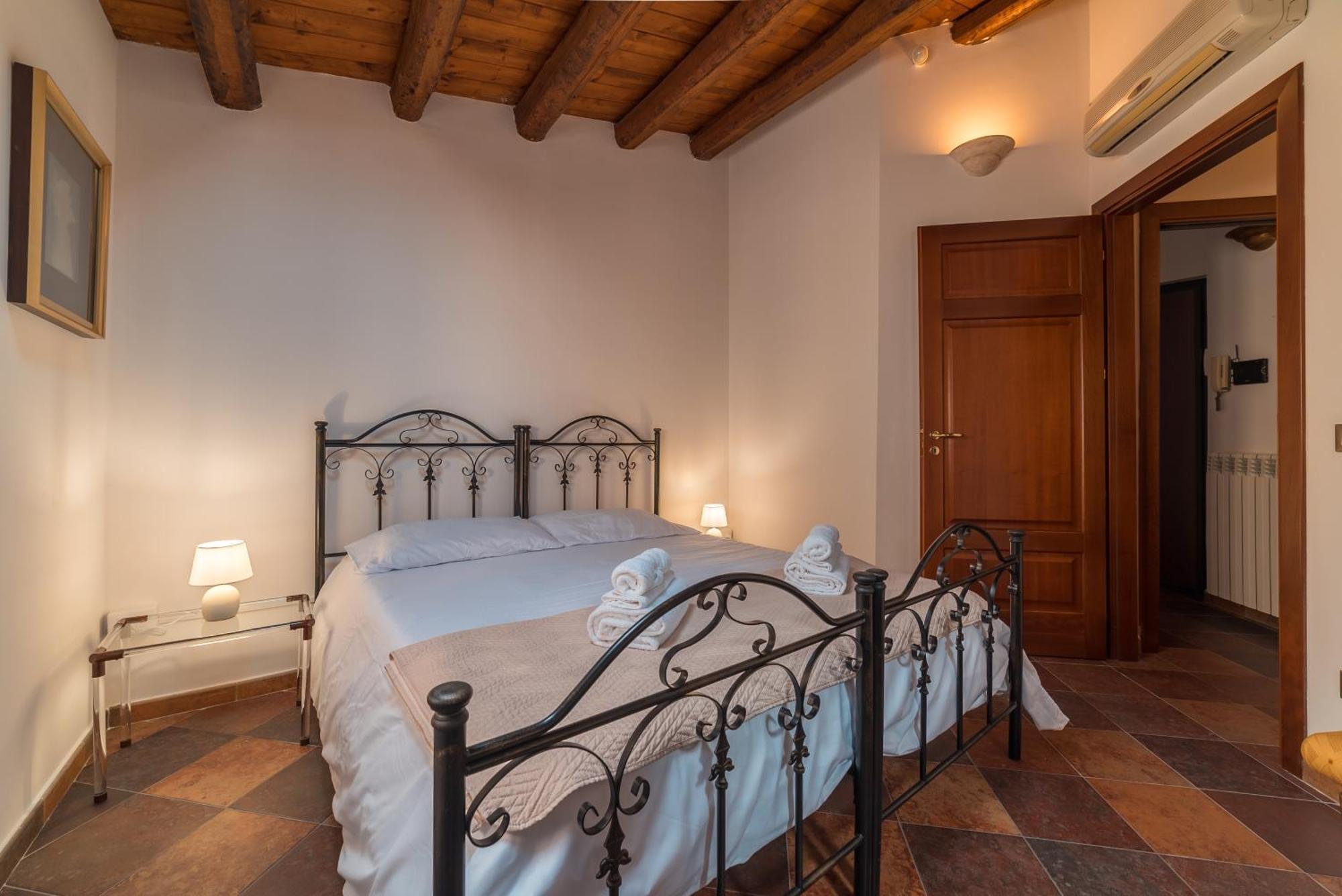 A Casa Del Gioielliere Apartment Палермо Екстериор снимка